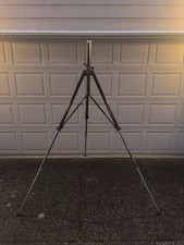 Manfrotto 058B Tripod Sturdy
