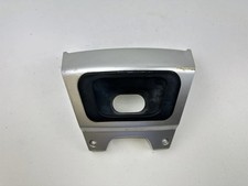 MITTELVERKLEIDUNG HINTEN