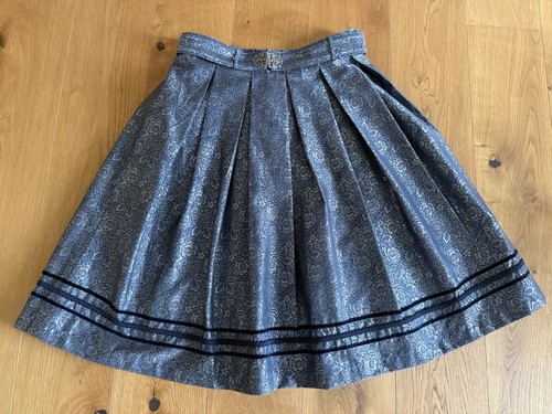 Hochwertiger blauer