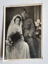 orig. Foto AK Soldat WK2 WW2 WH Portrait Uniform um 1940 Hochzeit Paar
