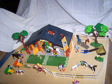 Playmobil Ponyhof /Reiterhof 3120 mehr Pferde ,Figuren + 2 Kutschen