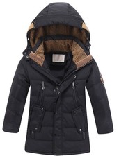 Jungen Winterjacke mit Kapuze