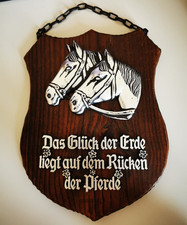 Wandbild Pferdeköpfe auf Holz altsilber Spruch Das Glück der Erde... Stüberl