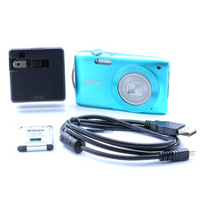 [Fast neuwertig] Nikon CoolPix