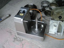 SOLIA  M5  KÜCHENMASCHINE Gemüseschneider,Teigmaschine,Reibe ,Fleischwolf