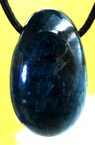 Apatit trommelstein - apatit,