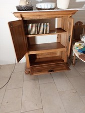 Schrank Eiche massiv -sehr ausgefallen-