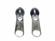 Reißverschluss Ohrstecker