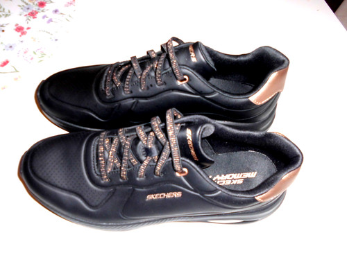 Skechers slip sneaker - skechers,