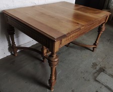 Antiker Holztisch mit 6