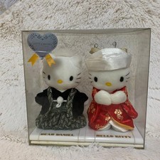 Hello Kitty & Daniel