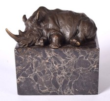 Bronzefigur nashorn liegend - bronzefigur,