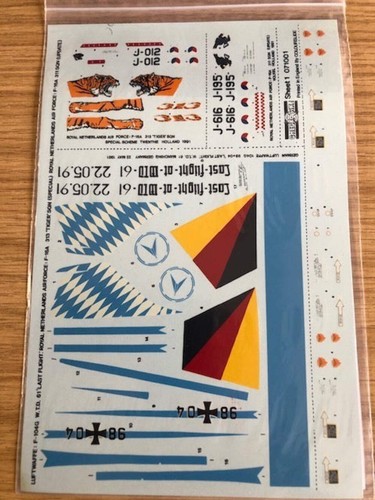 Check six 071001 72 - check, 1:72