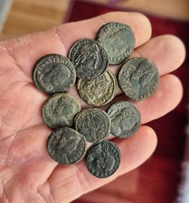 10 Teilgereinigte Römische Münzen  ( 3.  - 4.  Jhr. n. Chr ) Sehr gute Qualität 