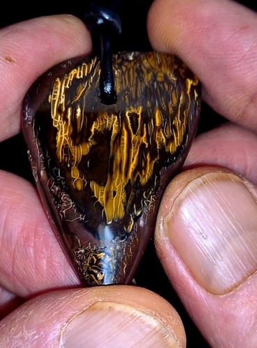 Boulder opal - boulder,