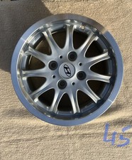 1x Original Hyundai i30 Alufelge 6 x 15 Zoll ET40