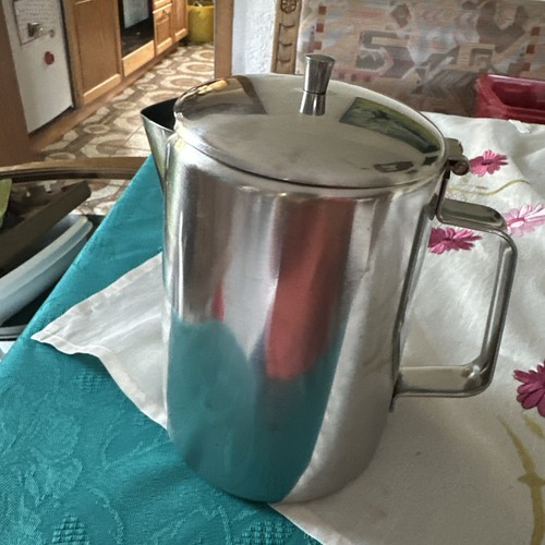 Kaffeekanne kanne milch - milch, mit