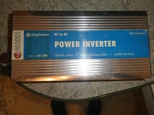 skytronic POWER INVERTER 1000W gebraucht