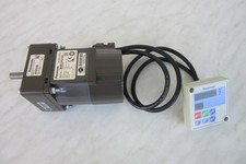 Panasonic MBMC5A2AXB Motor mit Getriebe MX8G50B und Steuerung DVP3510 neu NOS