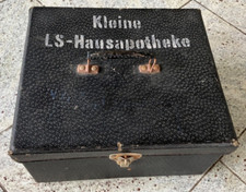 Alte kleine luftschutz - alte,