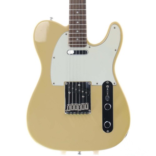 Squier fender standard - by,