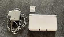 Nintendo 3DS XL | Weiß inkl. Ladekabel | R4 Card Gold Pro | FIFA 15 | 4GB SDHC