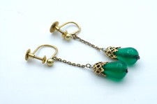 Antike Hängeohrringe grüne