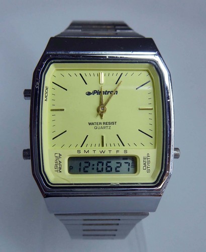 Vintage piratron quartz - lcd, /