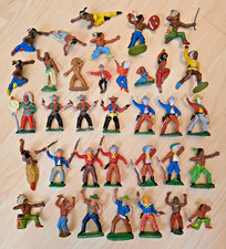 kleine Sammlung DDR Indianer und Cowboy Figuren.