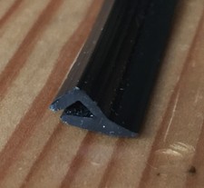 1 m Unterlegprofil, Profil