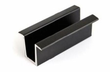 Mittelklemme  30mm SCHWARZ 7mm Ø  Solarmodul PV  Klemmen Photovoltaik ALU