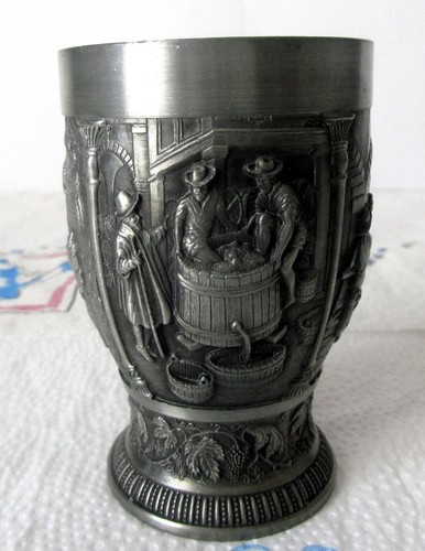Antiker zinnbecher mit - antiker,