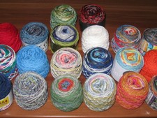 Wollpaket bunte Marken