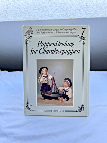 Puppenkleidung für