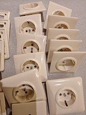 Gira Standard Programm 70x70 In Cremeweiß Rahmen Wippen Steckdosen Abdeckungen 