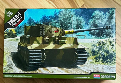 Academy tiger panzer - tiger, (late)