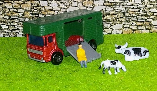 Matchbox horse box - 17,