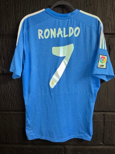 Real madrid 2013 away - madrid,