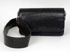 PIECES Crossover Bag Snake