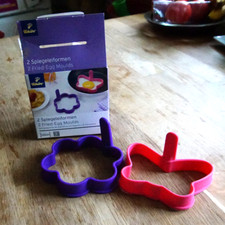 2 Spiegeleierformen Silikon Eier Tschibo