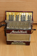 Akkordeon von Klingental/Junior / sehr alt
