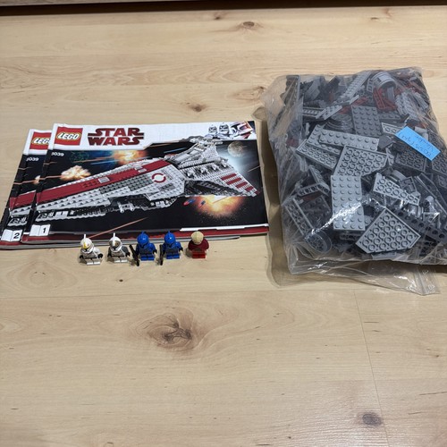Lego star wars 8039 venator - star,