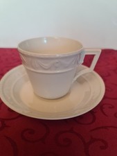 Kaffeetasse mit Untertasse  Kurland weiß  von KPM Berlin