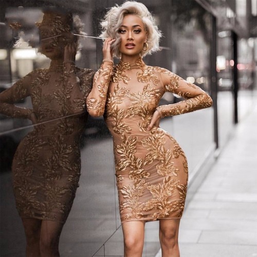 Besticktes kleid - besticktes,