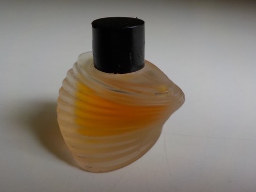 Vintage miniature perfume - miniature,