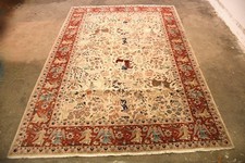 N89A04- Teppich mit Reiterszene Maße: 291x195 cm Gewicht: 12,8 kg