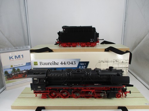 Km1 spur 104427 - spur,