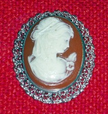 Gemme Kamee Silber, Figur mit