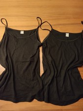 2 Unterhemden Queentex Gr. 40