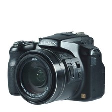Panasonic DSC-FZ200